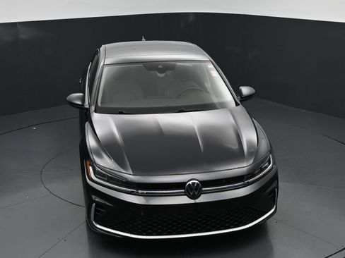 Used 2026 Volkswagen Jetta SE FWD image 34