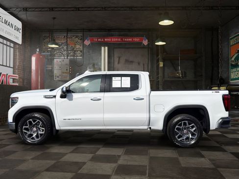 Used 2026 GMC Sierra 1500 SLT w/ SLT Convenience Package AWD/4WD image 6