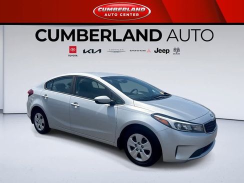 Used 2017 Kia Forte LX FWD image 1