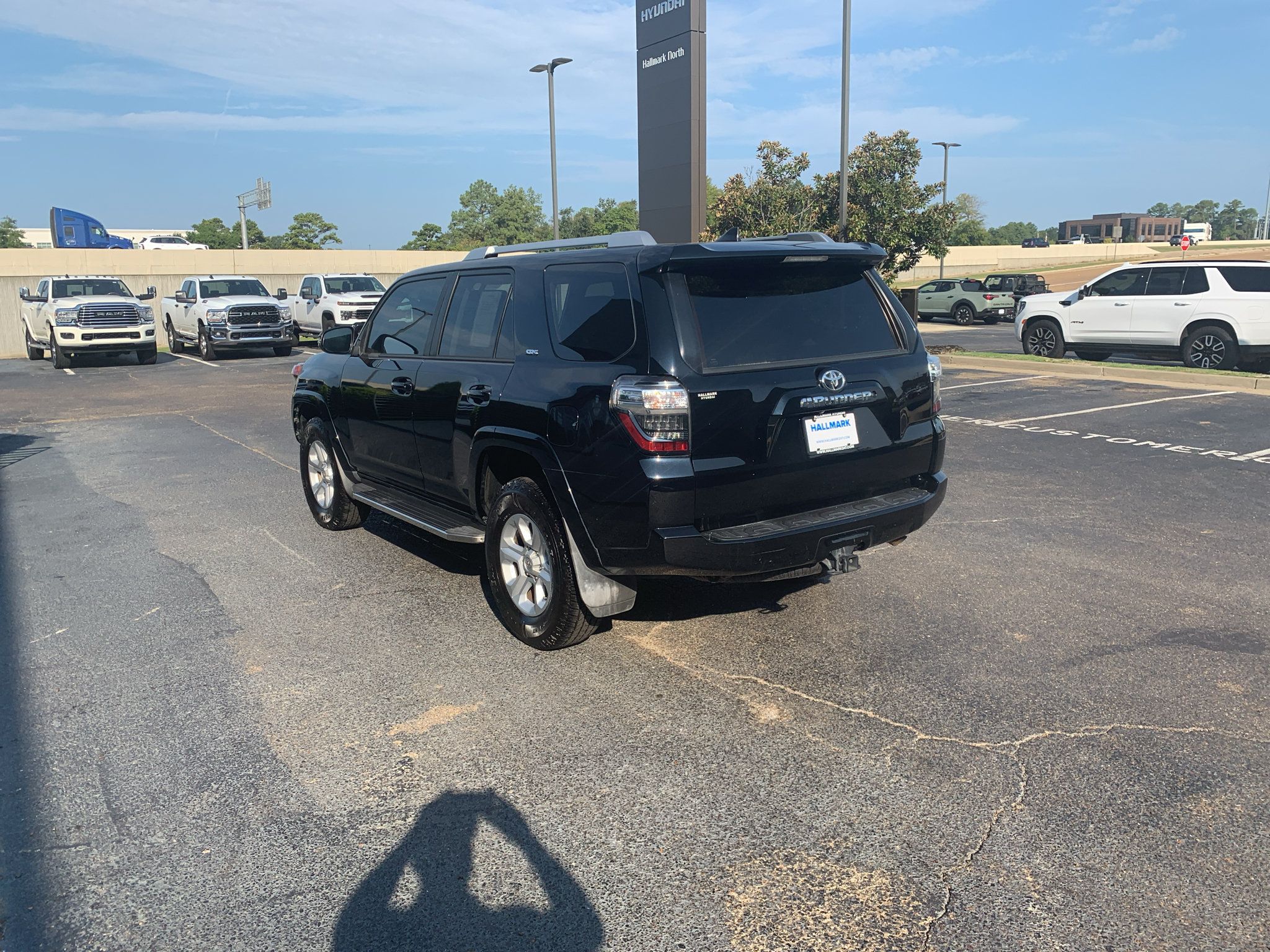 Used 2018 Toyota 4Runner SR5 Premium AWD/4WD image 4