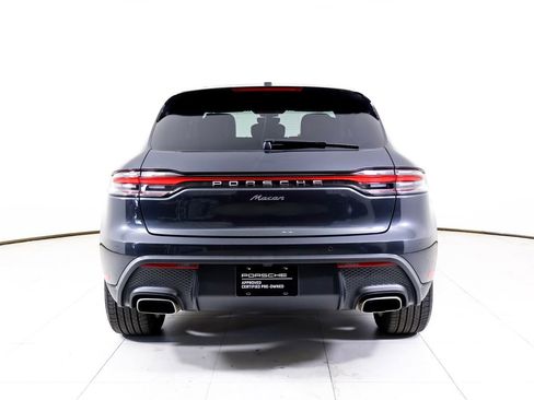 Certified 2025 Porsche Macan AWD/4WD image 33