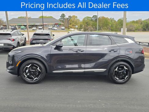 New 2026 Kia Sportage EX FWD image 6