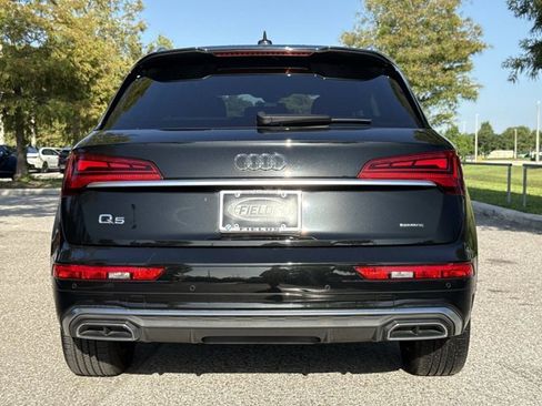 Used 2023 Audi Q5 2.0T Premium Plus w/ Premium Plus Package AWD/4WD image 4