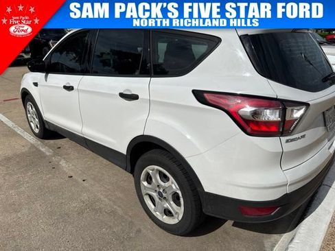 Used 2017 Ford Escape S FWD image 4