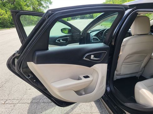 Used 2015 Chrysler 200 C w/ Navigation & Sound Group I FWD image 26