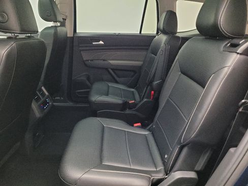 Used 2022 Volkswagen Atlas SE w/ Panoramic Sunroof Package FWD image 18