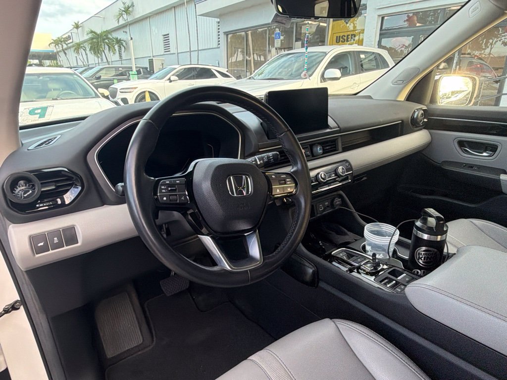 Used 2024 Honda Pilot Touring image 12