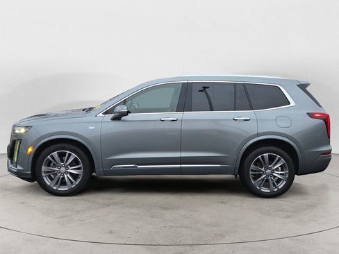 Certified 2023 Cadillac XT6 Premium Luxury image 2