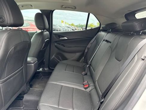 Used 2023 Buick Encore GX Essence w/ Experience Buick Package AWD/4WD image 9