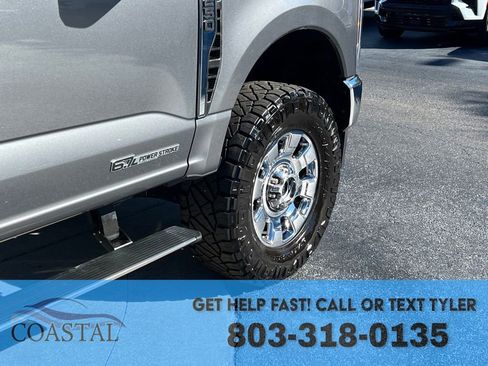 Used 2025 Ford F250 Lariat w/ Chrome Package image 32