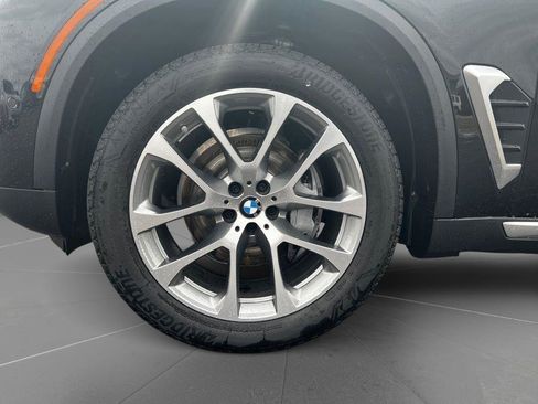 New 2026 BMW X5 sDrive40i w/ Parking Assistance Package RWD image 9