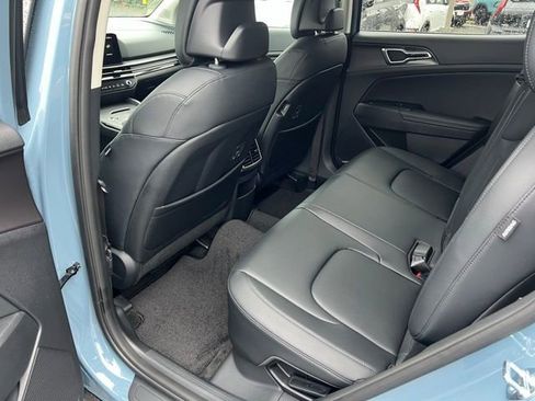 New 2026 Kia Sportage EX image 17