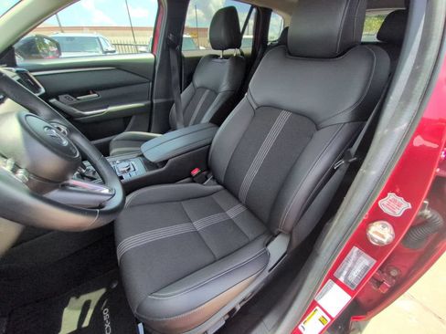 Used 2025 MAZDA CX-50 AWD 2.5 S w/ Premium Package image 24