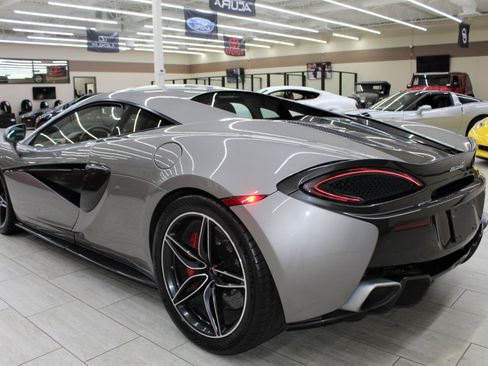 Used 2017 McLaren 570S Coupe image 5