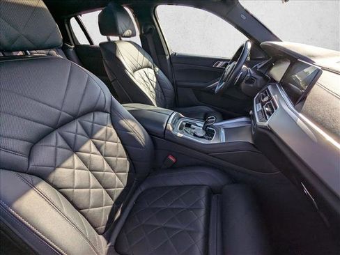 Used 2023 BMW X6 M50i w/ Shadowloine Package AWD/4WD image 20