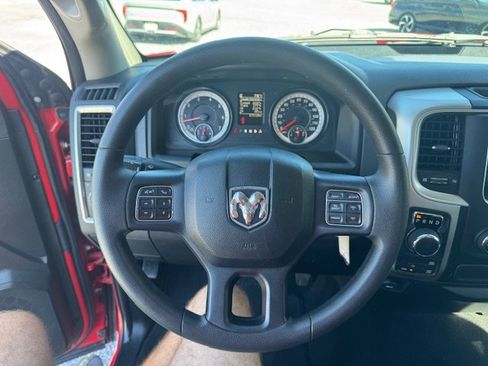 Used 2019 RAM 1500 Classic SLT image 15