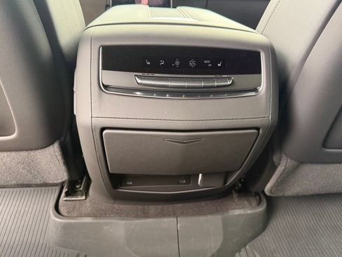 Used 2025 Cadillac Escalade Premium Luxury w/ Touring Package AWD/4WD image 18