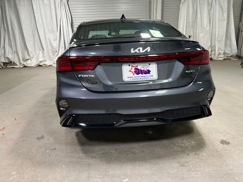 Used 2024 Kia Forte GT-Line w/ GT-Line Premium Package FWD image 6