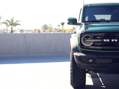 Used 2024 Ford Bronco Outer Banks image 12