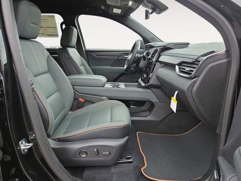 New 2026 GMC Acadia AT4 image 34