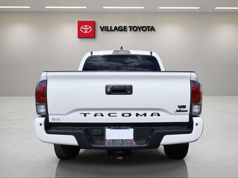 Certified 2023 Toyota Tacoma TRD Sport w/ Advanced Technology Package AWD/4WD image 4