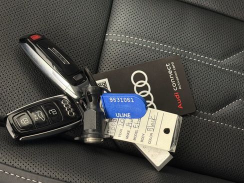 Certified 2023 Audi e-tron Chronos image 25