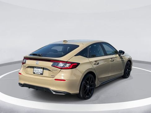 Used 2025 Honda Civic Sport image 4