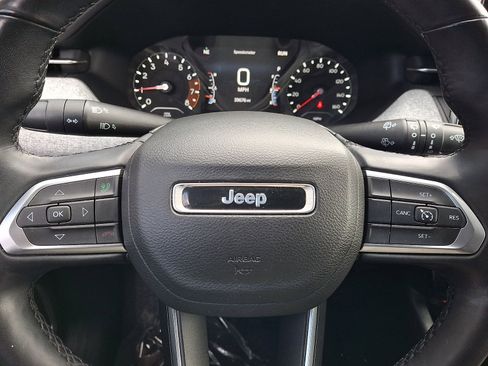 Used 2022 Jeep Compass Latitude image 19