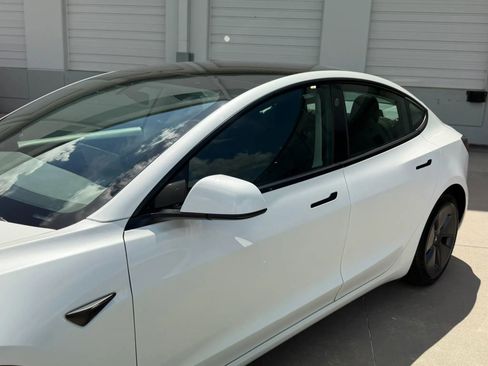 Used 2021 Tesla Model 3 Standard Range Plus RWD image 14