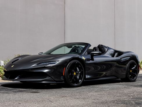 Used 2024 Ferrari SF90 Spider AWD/4WD image 41