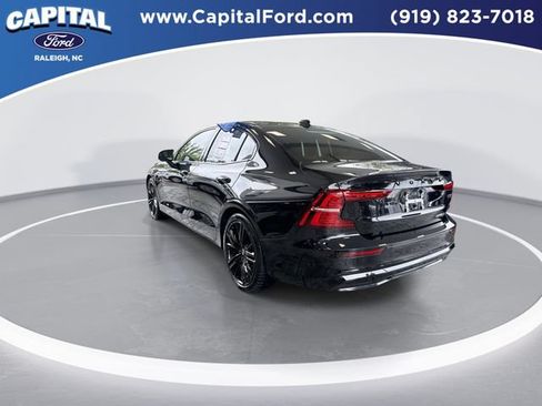 Used 2024 Volvo S60 B5 Plus w/ Climate Package AWD/4WD image 6
