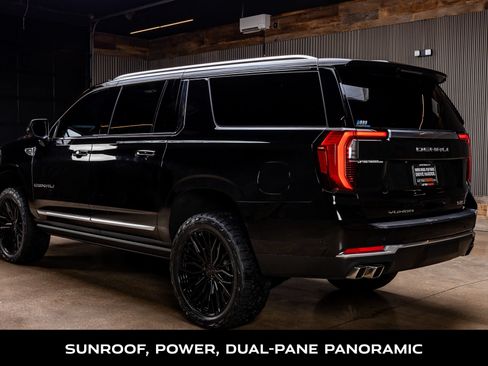 Used 2026 GMC Yukon XL Denali w/ Sun & Power Step Package AWD/4WD image 7