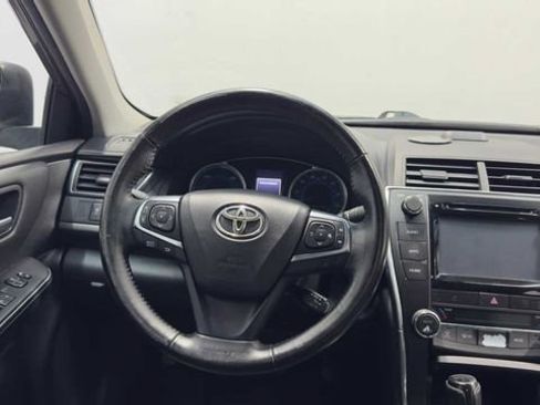Used 2015 Toyota Camry XLE FWD image 19