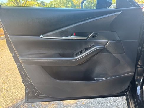 Used 2022 MAZDA CX-30 AWD 2.5 S w/ Select Package image 22