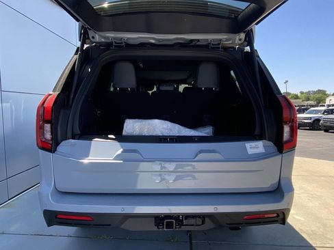New 2026 Ford Expedition Tremor AWD/4WD image 6