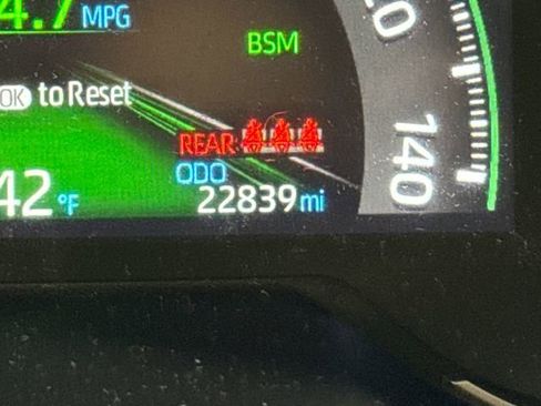 Used 2023 Toyota RAV4 XLE w/ Convenience Package image 27