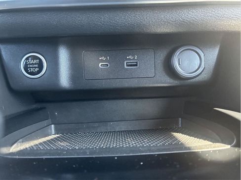 Used 2023 Nissan Rogue SV AWD/4WD image 23