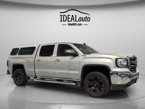 Used 2017 GMC Sierra 1500 SLT w/ SLT Premium Package AWD/4WD image 13