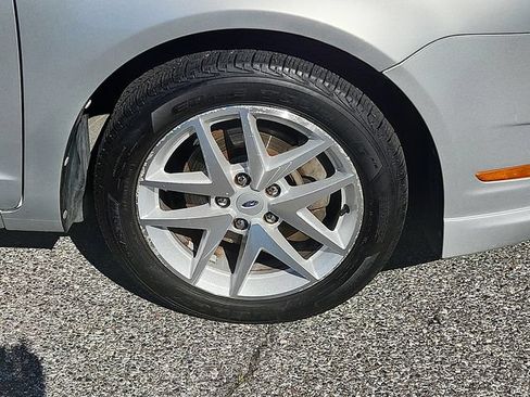 Used 2012 Ford Fusion SEL FWD image 8