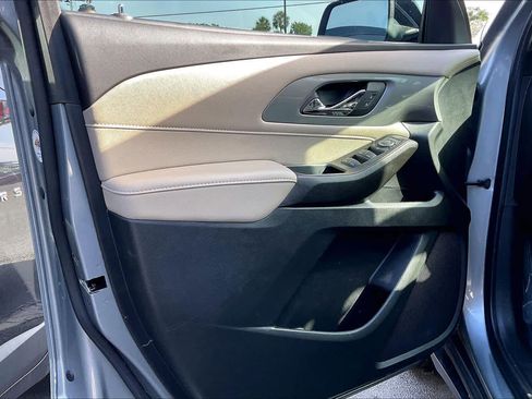 Certified 2023 Chevrolet Traverse LS image 21