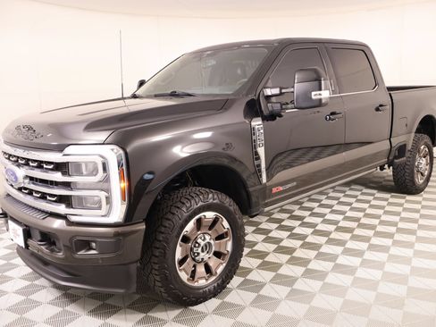 Used 2024 Ford F250 King Ranch AWD/4WD image 11