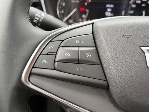 New 2025 Cadillac XT5 Luxury image 23