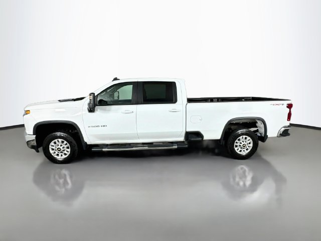 Used 2023 Chevrolet Silverado 2500 LT AWD/4WD image 11