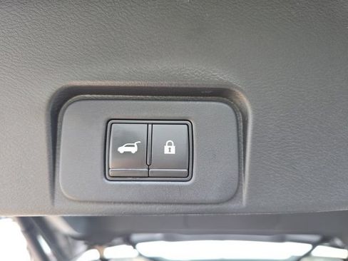 Used 2021 Nissan Rogue SL w/ Premium Package AWD/4WD image 14