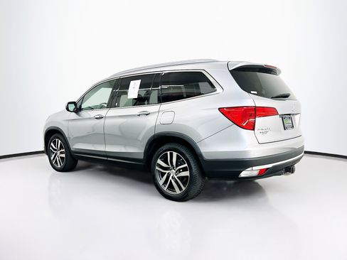 Used 2016 Honda Pilot Elite image 5