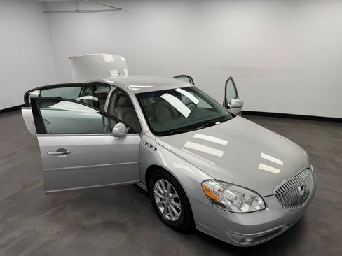 Used 2011 Buick Lucerne CXL w/ Driver Confidence Package FWD image 32