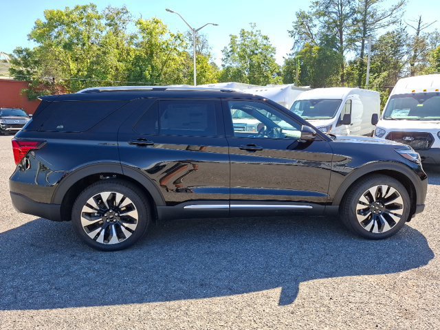 New 2027 Ford Explorer Platinum RWD image 2