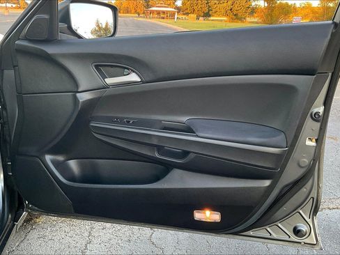 Used 2012 Honda Accord SE image 21