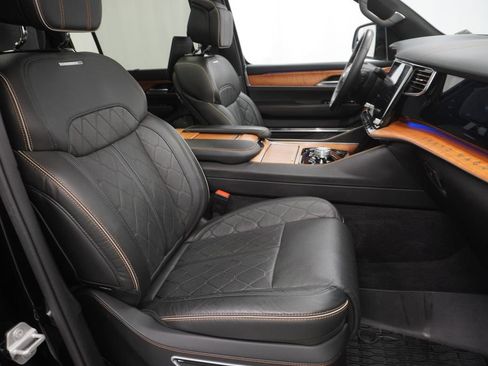 Certified 2024 Jeep Grand Wagoneer Series III w/ Rear-Seat Entertainment Group AWD/4WD image 49