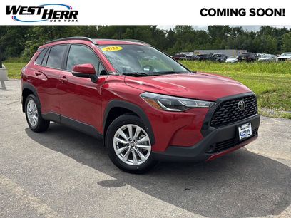 Used 2023 Toyota Corolla Cross LE w/ Moonroof Package